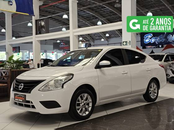 NISSAN VERSA 1.6 16V FLEX SV 4P XTRONIC NISSAN VERSA 1.6 16V FLEX SV 4P XTRONIC